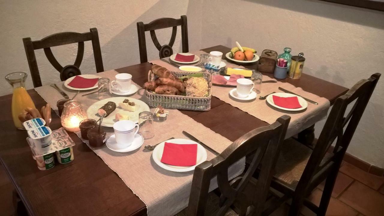 Castex  Au Peimarti Bed & Breakfast エクステリア 写真